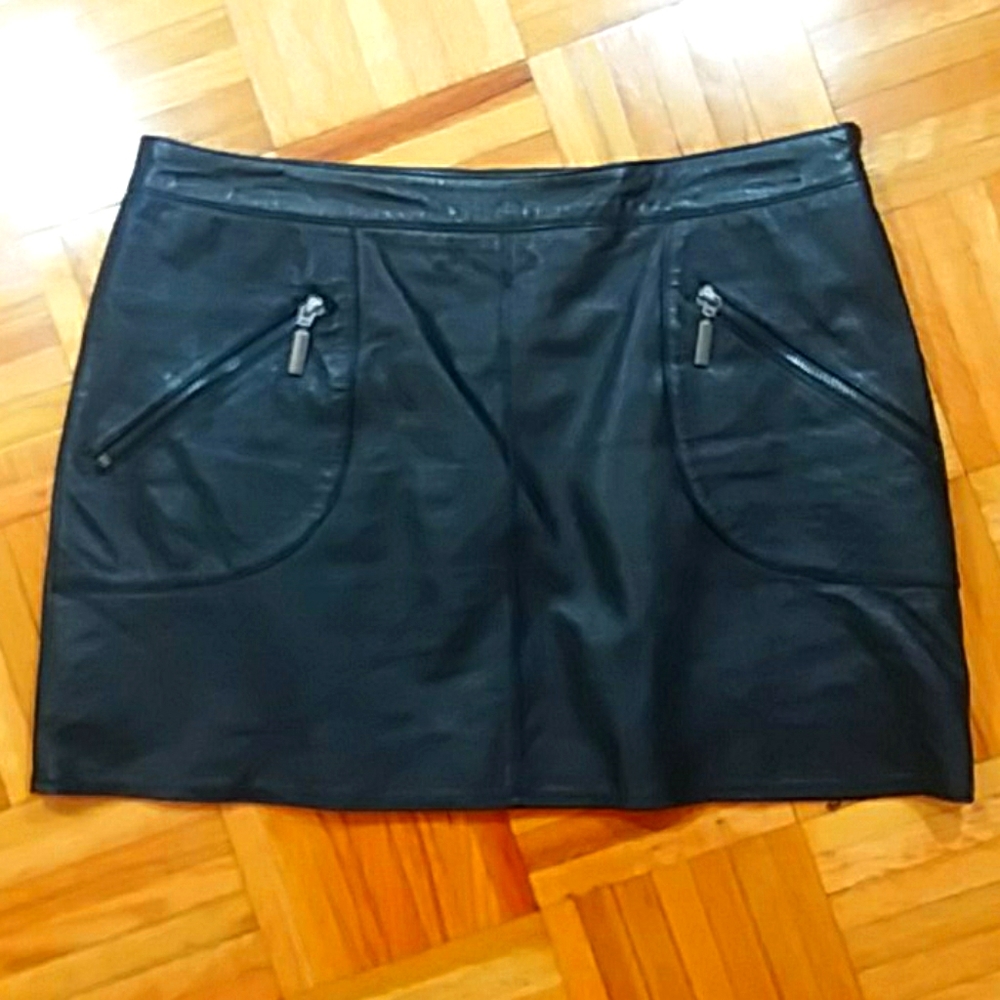 100% Real Leather Mini Skirt with Zipper Pockets